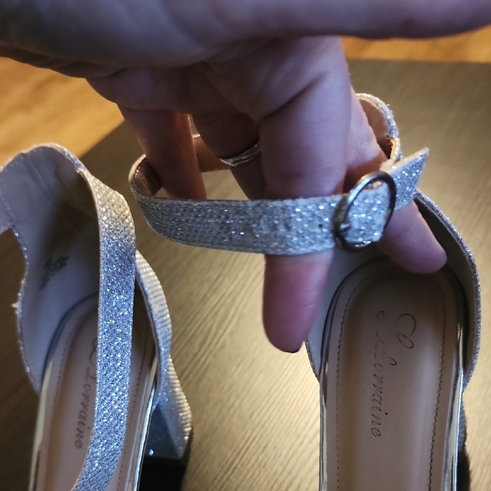 L'Amour Glittering Silver Heels - Picture 6 of 13